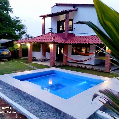 Casa Campo Emaus Caucasia المظهر الخارجي الصورة