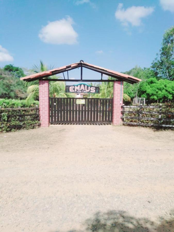 Casa Campo Emaus Caucasia المظهر الخارجي الصورة