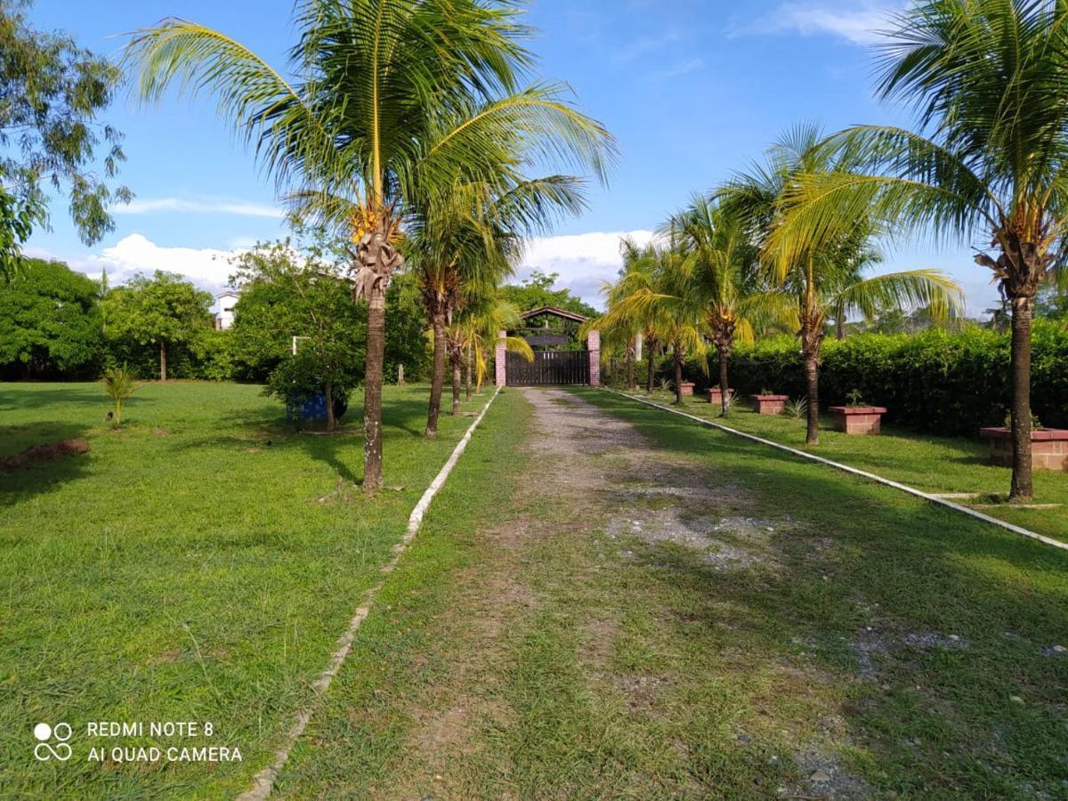 Casa Campo Emaus Caucasia المظهر الخارجي الصورة